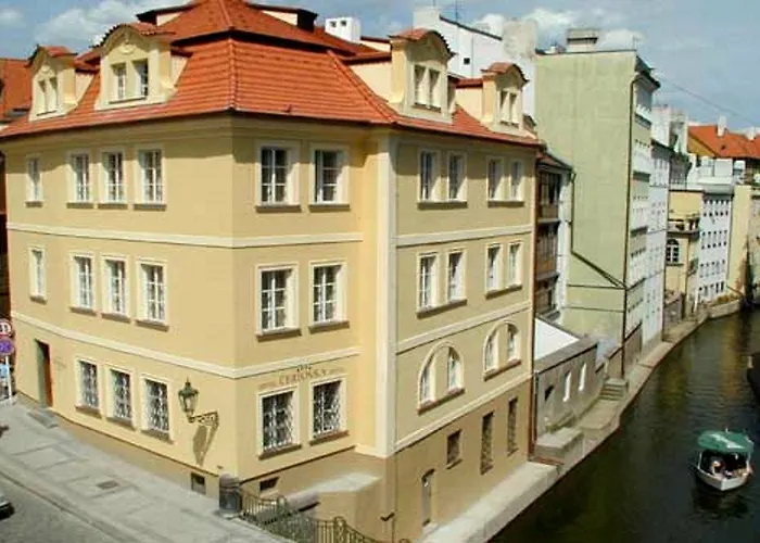 Hotel Certovka 4*