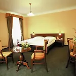 호텔 세르토프카 4*