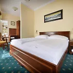 호텔 세르토프카 4*