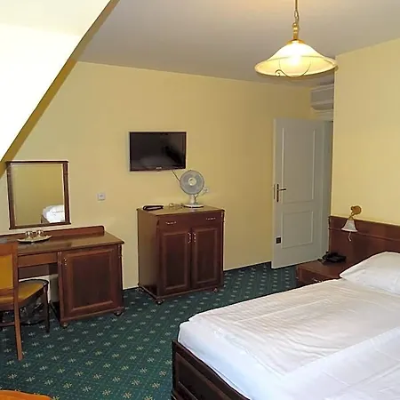 Hotel Certovka 4*
