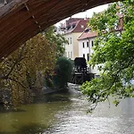 Certovka Hotel Praga